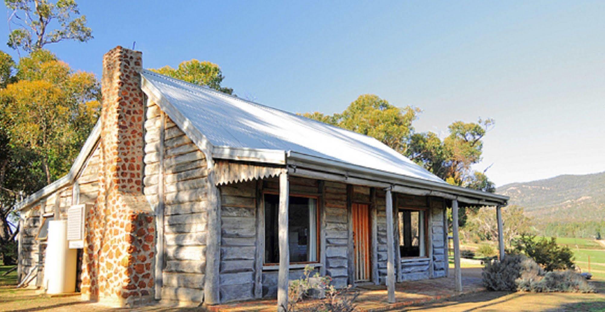 Grampians Pioneer Cottages Halls Gap Εξωτερικό φωτογραφία