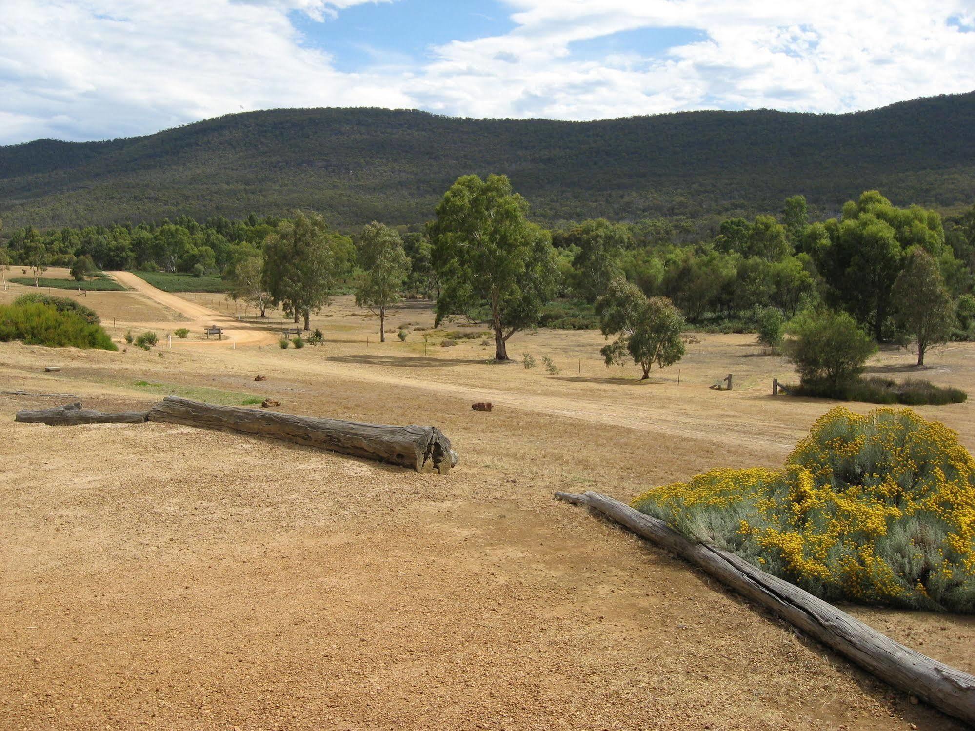 Grampians Pioneer Cottages Halls Gap Εξωτερικό φωτογραφία